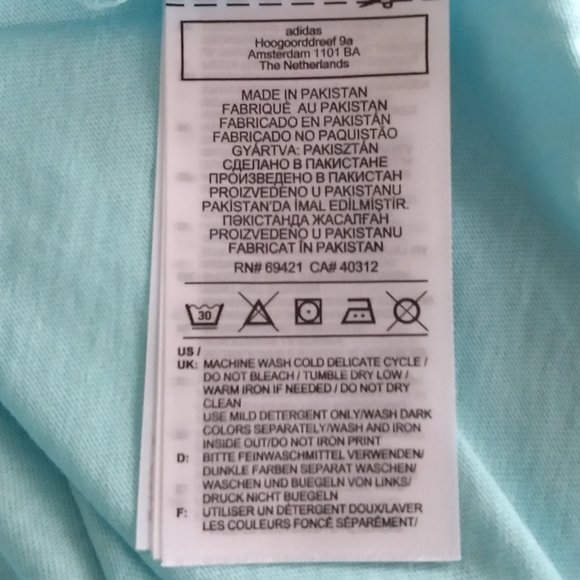 🆕 Reebok Women's Training Essentials Graphic T-Shirt, Blue Digital Glow, NWT - Picture 7 of 9